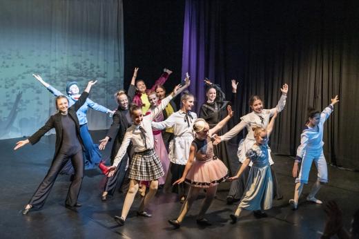 2021 06 19 MaryPoppins L 02